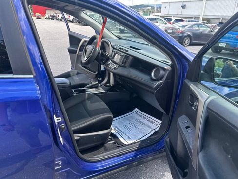 Used 2015 Toyota RAV4 XLE AWD/4WD image 13