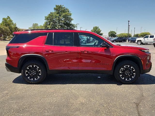 Certified 2025 Chevrolet Traverse Z71 w/ Driver Confidence Package AWD/4WD image 5