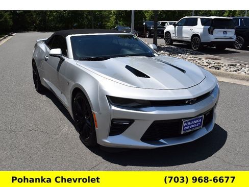 Used 2018 Chevrolet Camaro SS RWD image 1