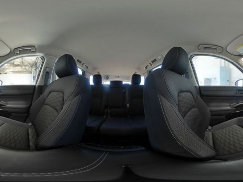 Used 2025 Nissan Pathfinder SV image 45