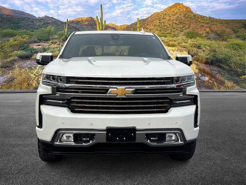 Used 2019 Chevrolet Silverado 1500 High Country w/ Technology Package image 5