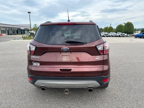 Used 2018 Ford Escape SE AWD/4WD image 12