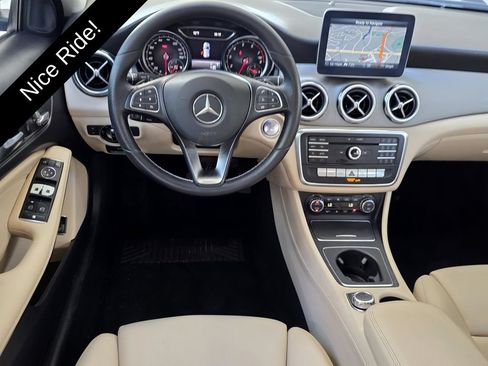 Used 2019 Mercedes-Benz GLA 250 image 11