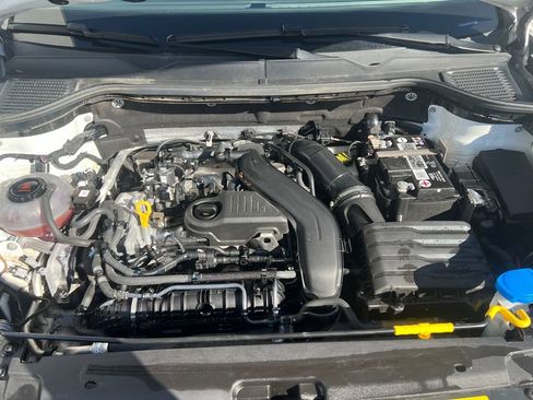 Certified 2023 Volkswagen Taos S image 25