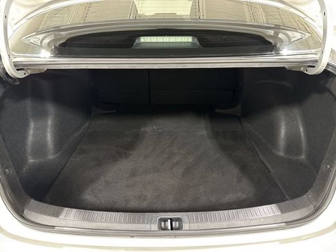Used 2023 Toyota Corolla LE FWD image 23