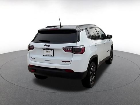 Used 2025 Jeep Compass Trailhawk image 14