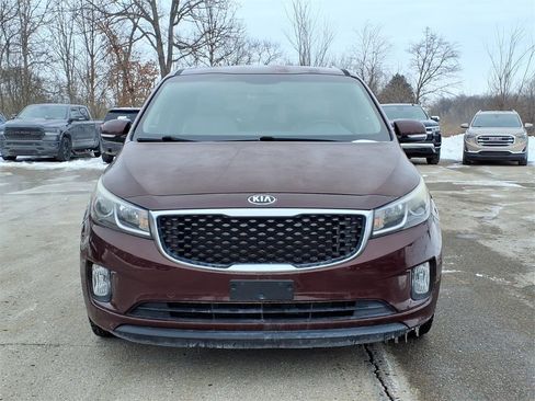 Used 2016 Kia Sedona EX image 2