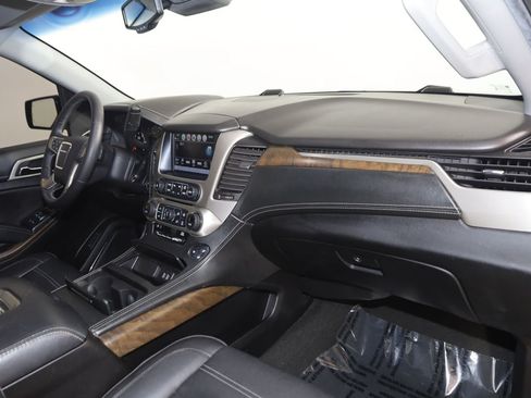 Used 2018 GMC Yukon Denali w/ Denali Ultimate Package AWD/4WD image 42