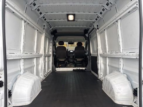 Used 2023 RAM ProMaster 2500 image 24