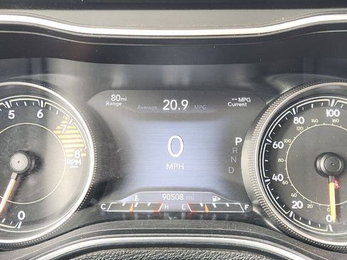 Used 2019 Jeep Cherokee Limited AWD/4WD image 26