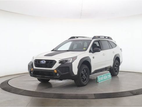 Used 2024 Subaru Outback Wilderness AWD/4WD image 10