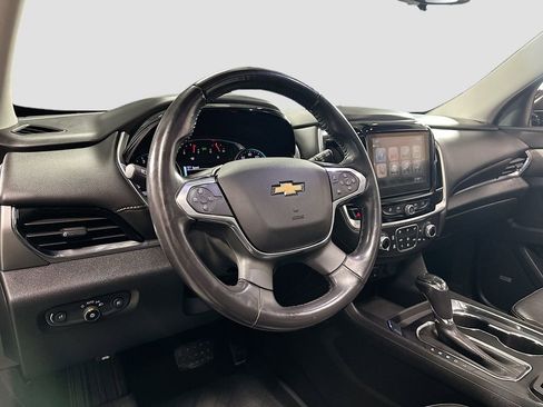 Used 2018 Chevrolet Traverse LT image 10