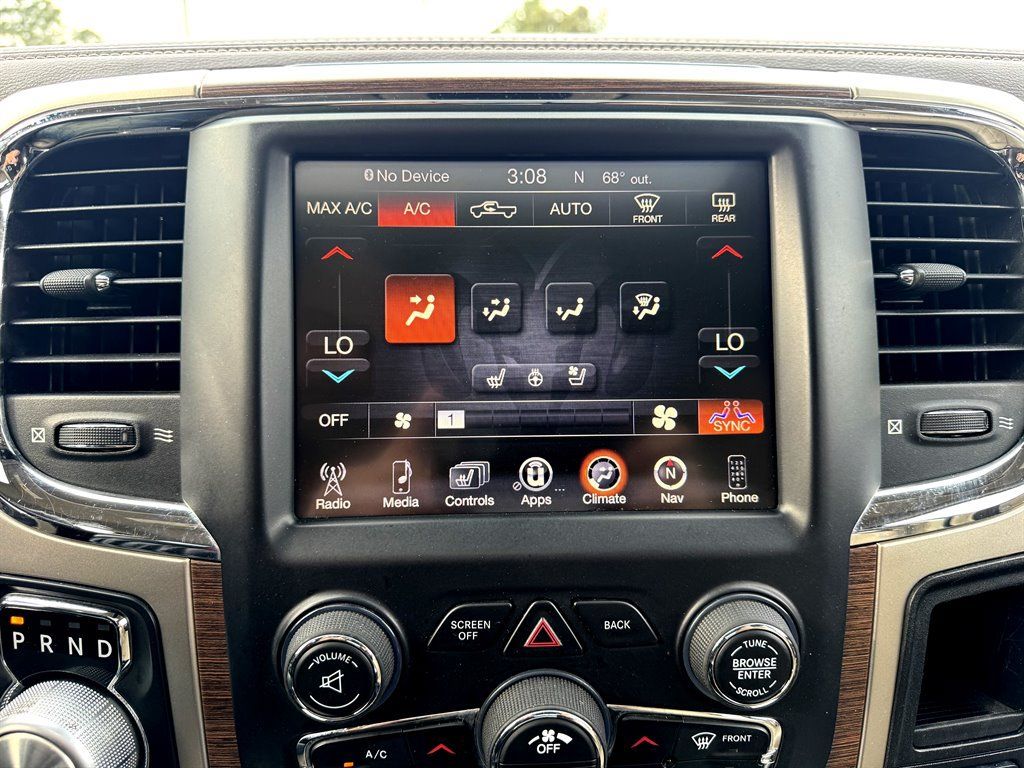 Used 2015 RAM 1500 Laramie AWD/4WD image 5