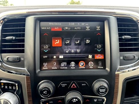Used 2015 RAM 1500 Laramie AWD/4WD image 5