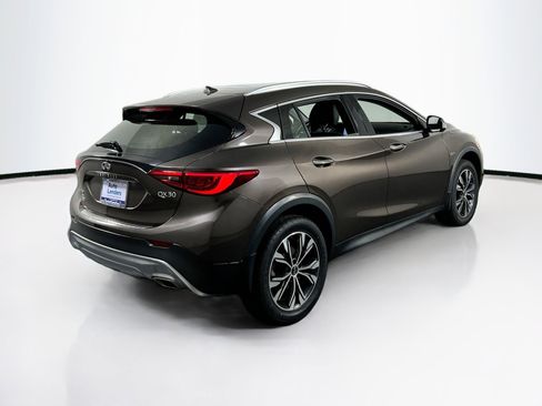 Used 2019 INFINITI QX30 Premium w/ Navigation Package image 5