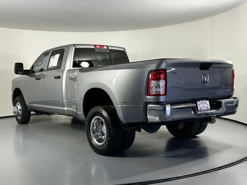 Used 2024 RAM 3500 Tradesman w/ Chrome Appearance Group AWD/4WD image 5