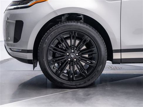 New 2026 Land Rover Range Rover Evoque S image 10