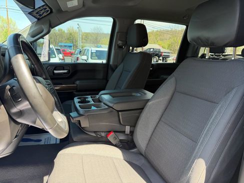 Used 2023 Chevrolet Silverado 2500 LT w/ Midnight Edition image 12