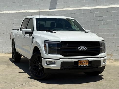 New 2026 Ford F150 Platinum w/ FX4 Off-Road Package AWD/4WD image 2