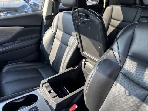 Used 2018 Nissan Murano SL w/ Moonroof Package AWD/4WD image 13