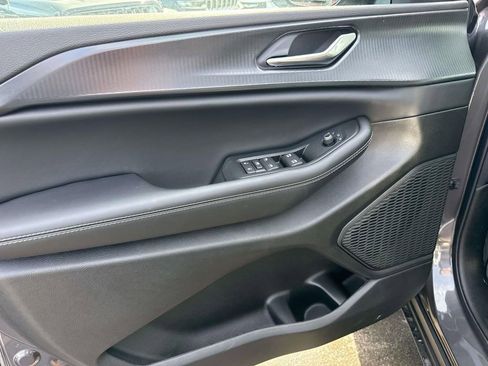 New 2025 Jeep Grand Cherokee Laredo X image 18