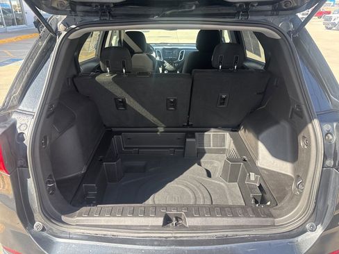 Used 2018 Chevrolet Equinox LT FWD image 8