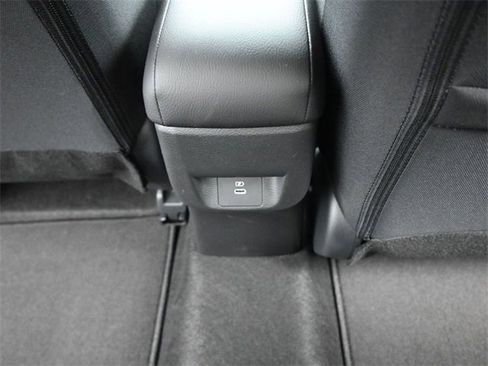 New 2025 Nissan Versa SV w/ Trunk Package image 27