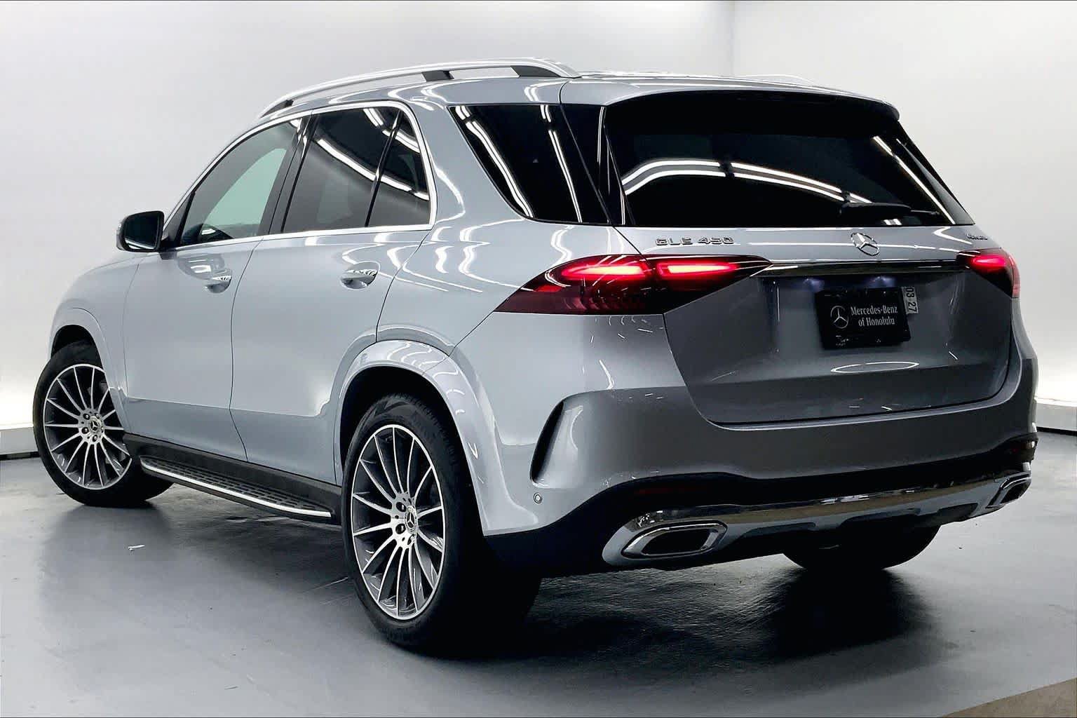 Certified 2025 Mercedes-Benz GLE 450 4MATIC image 3