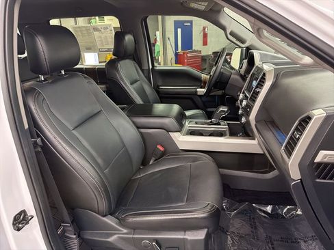 Used 2017 Ford F150 Lariat w/ Equipment Group 502A Luxury image 9