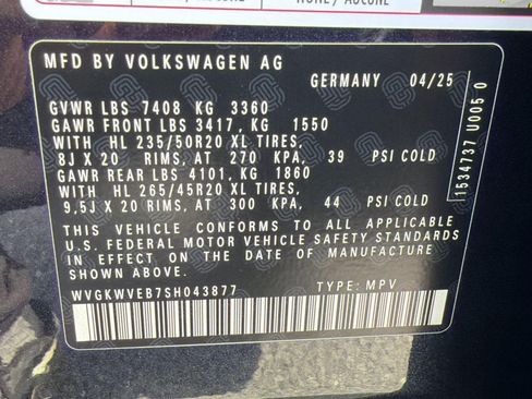 New 2025 Volkswagen ID. Buzz Pro S Plus image 19