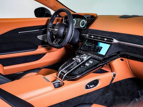 New 2026 Aston Martin V8 Vantage Roadster image 18