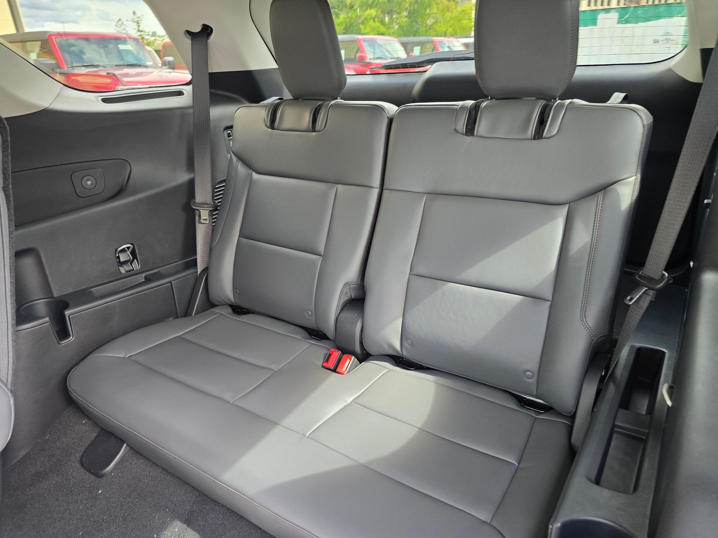 New 2026 Ford Explorer Active w/ Active Comfort Package AWD/4WD image 10