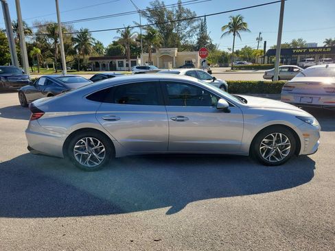 Used 2020 Hyundai Sonata SEL FWD image 9