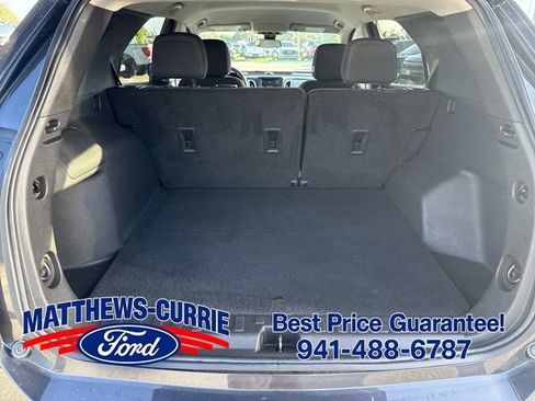Used 2022 Chevrolet Equinox LS w/ LS Convenience Package FWD image 13