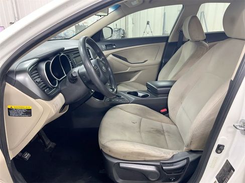 Used 2014 Kia Optima LX image 17