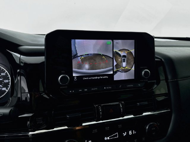 Used 2025 Nissan Pathfinder Rock Creek AWD/4WD image 13
