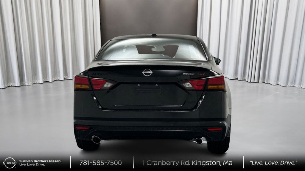 New 2026 Nissan Altima 2.5 SR w/ SR Midnight Edition Package AWD/4WD image 6