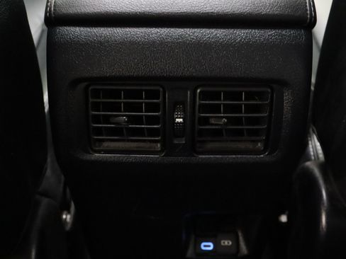Used 2024 Toyota 4Runner Limited RWD image 32