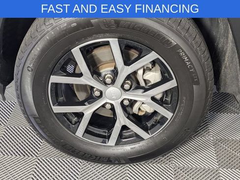 Used 2025 Jeep Grand Cherokee Limited AWD/4WD image 10