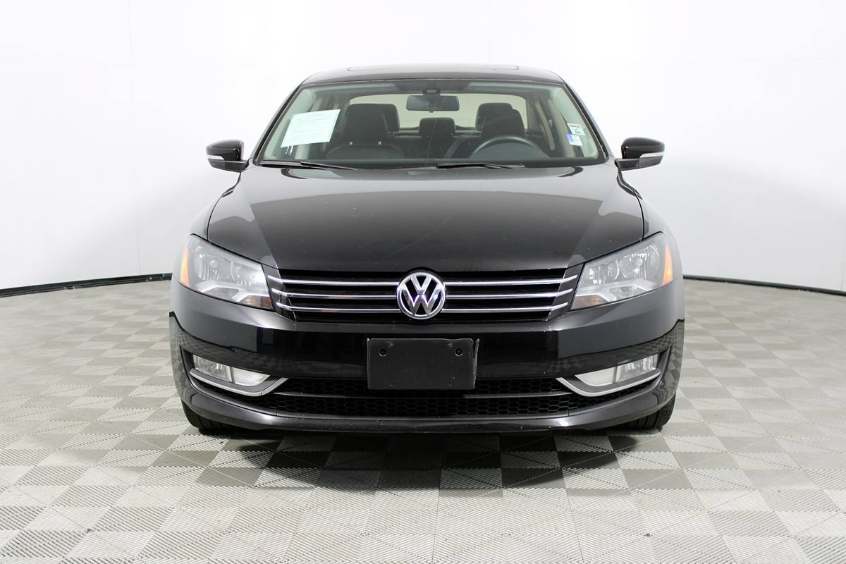 Used 2015 Volkswagen Passat 1.8T SE FWD image 24