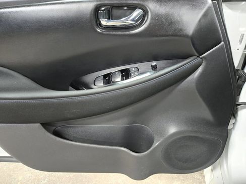 Used 2024 Nissan Leaf SV Plus image 8