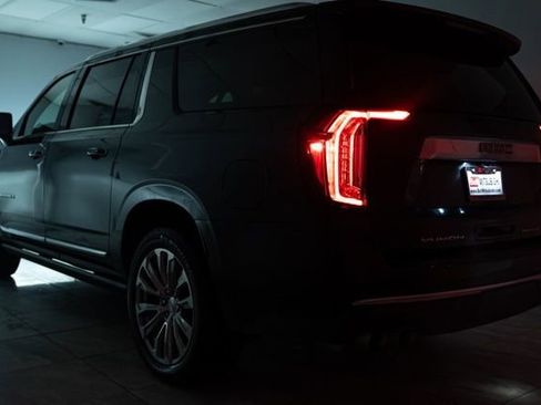 Used 2023 GMC Yukon XL Denali image 40