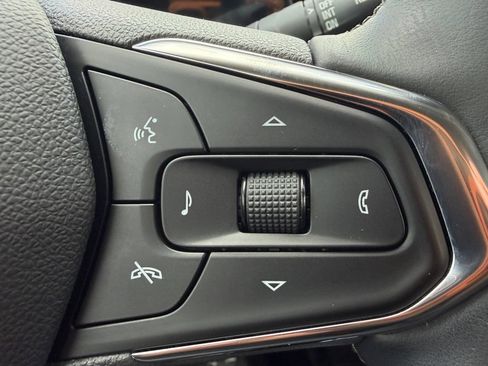 Used 2024 Chevrolet Trax LT w/ Driver Confidence Package FWD image 22