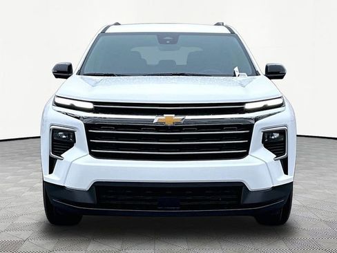 New 2026 Chevrolet Traverse LT w/ Driver Confidence Package image 2