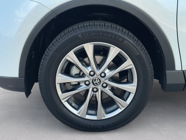 Used 2017 Toyota RAV4 Limited AWD/4WD image 11