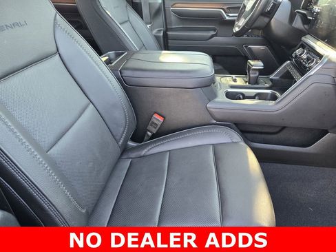 Used 2024 GMC Sierra 1500 Denali image 12