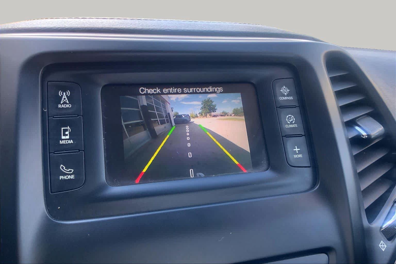 Used 2015 Jeep Cherokee Latitude FWD image 25