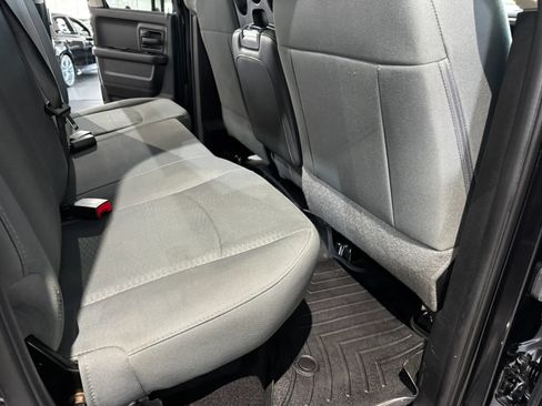 Used 2017 RAM 1500 Express AWD/4WD image 15