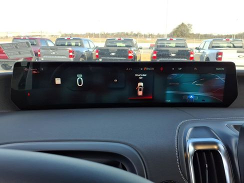 Used 2025 Ford Expedition Platinum w/ Driver's Package image 15