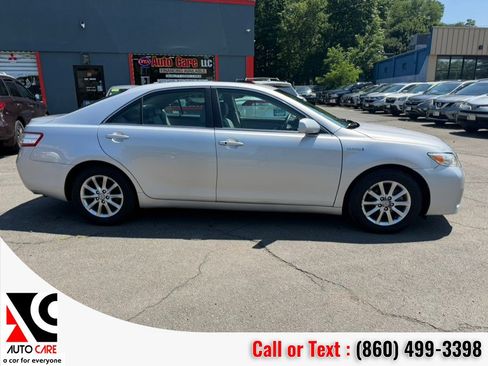 Used 2011 Toyota Camry Hybrid w/ Leather Pkg FWD image 8